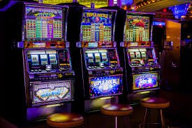 Tabel hadiah permainan slot di cina bos menampilkan kombinasi pemenang dan nilai pembayaran
